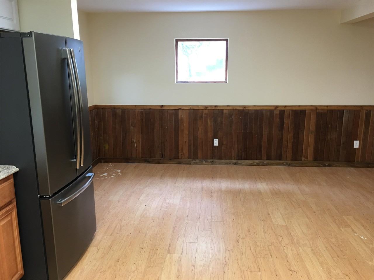 441 NE Adams AveUnit B #327 - Photo 2 of 14