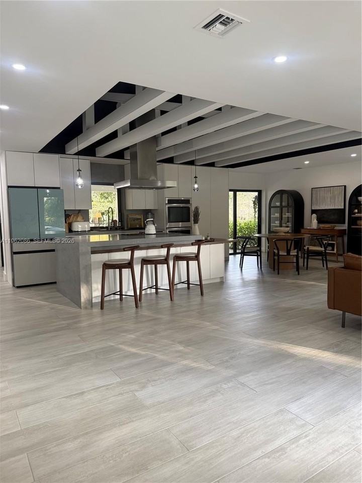 470 Petersburg Ter #470 - Photo 5 of 50