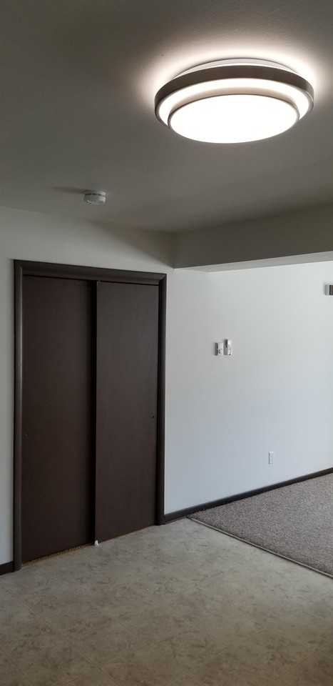 529 N Dewey Ave #4-529 - Photo 2 of 14