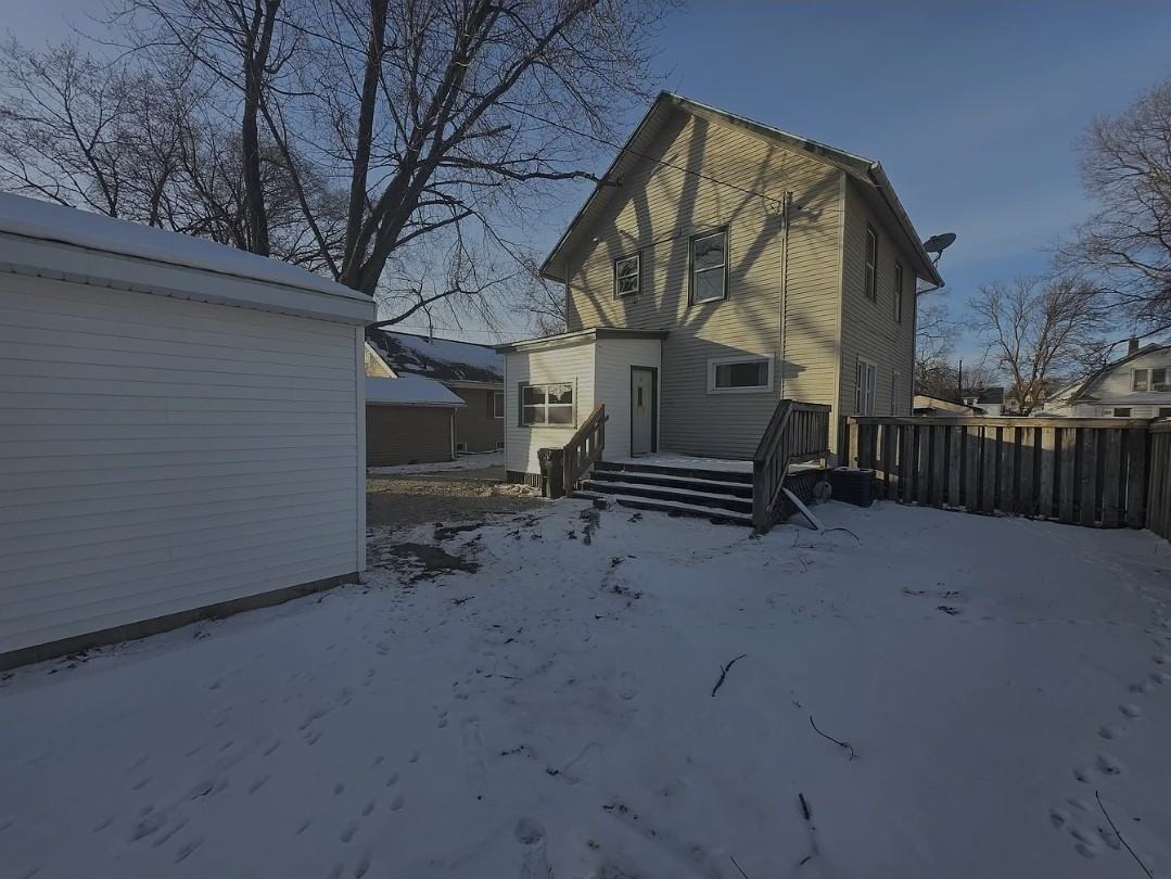 1134 Bertch Ave #1 - Photo 3 of 24