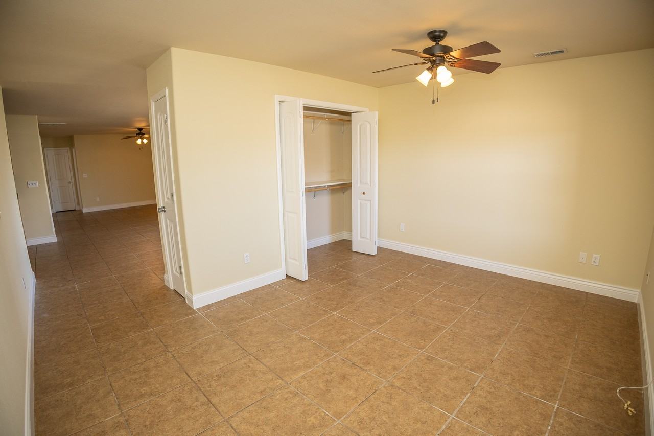 215 Rylee Cir #C - Photo 4 of 27