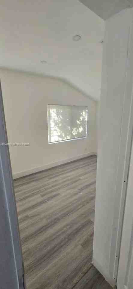1812 Scott St #1812 - Photo 6 of 7