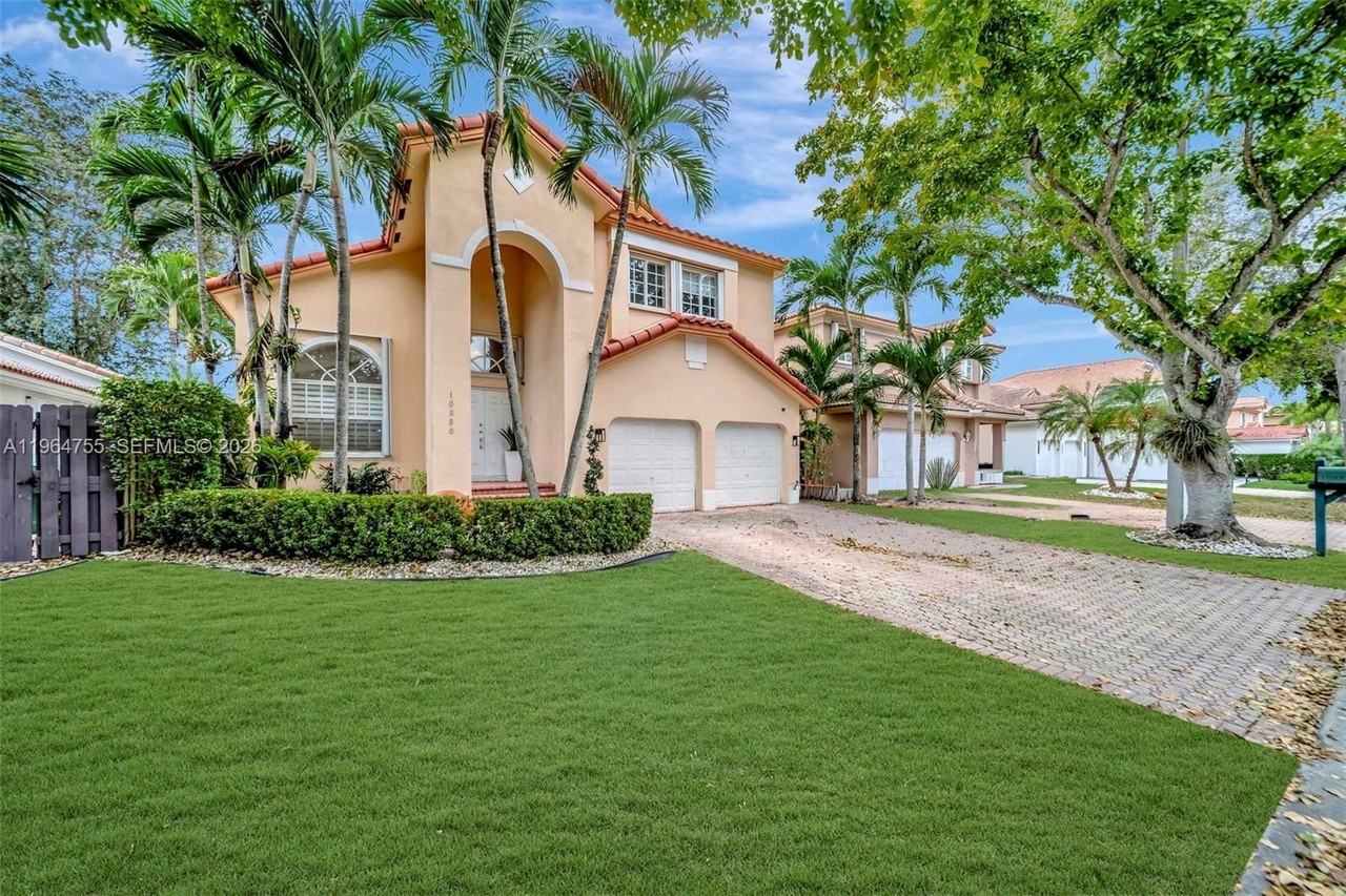 10880 Nw 58th Ter #0 - Photo 2 of 50