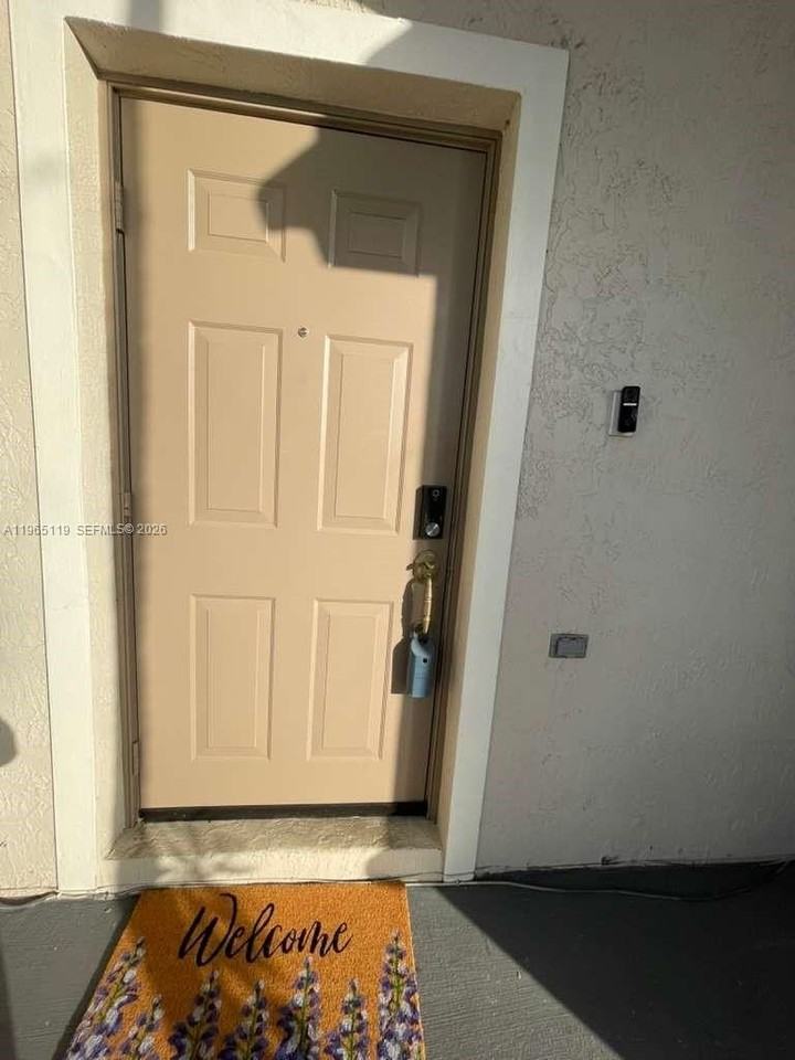 821 Nw 130th Ave #821 - Photo 3 of 50