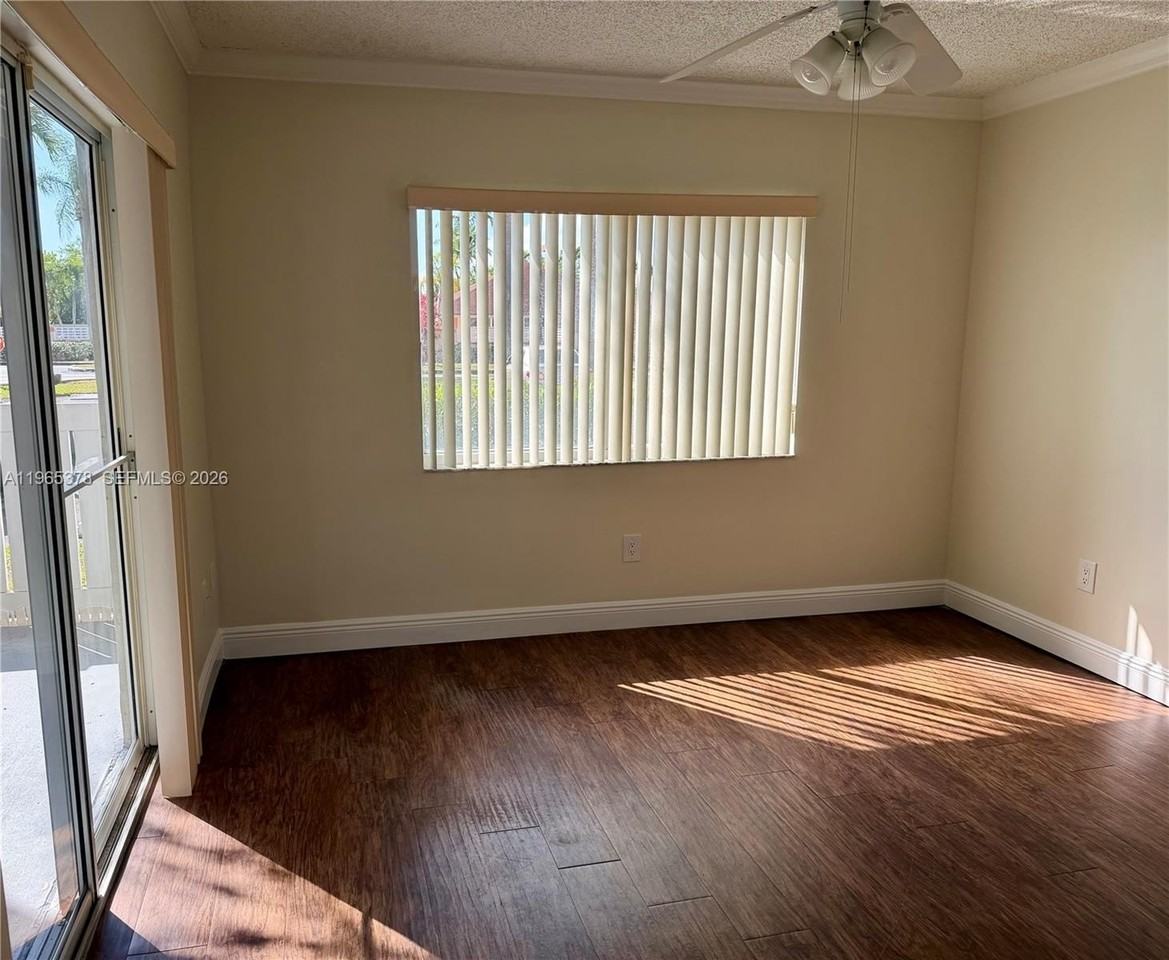 18810 Nw 57th Ave #109 - Photo 6 of 13