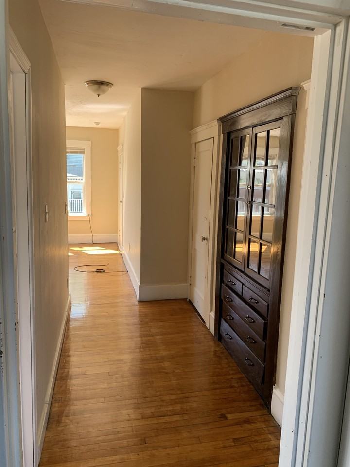 18 Lakewood StreetApt 2R #2R - Photo 3 of 12