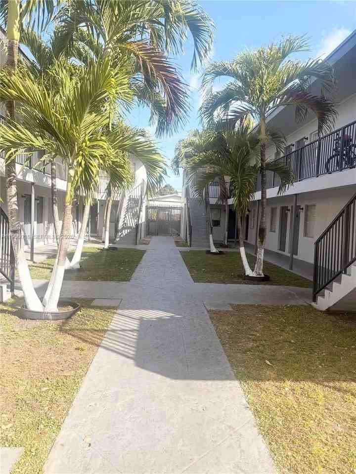 1125 1125 Sharazad Blvd #1-30