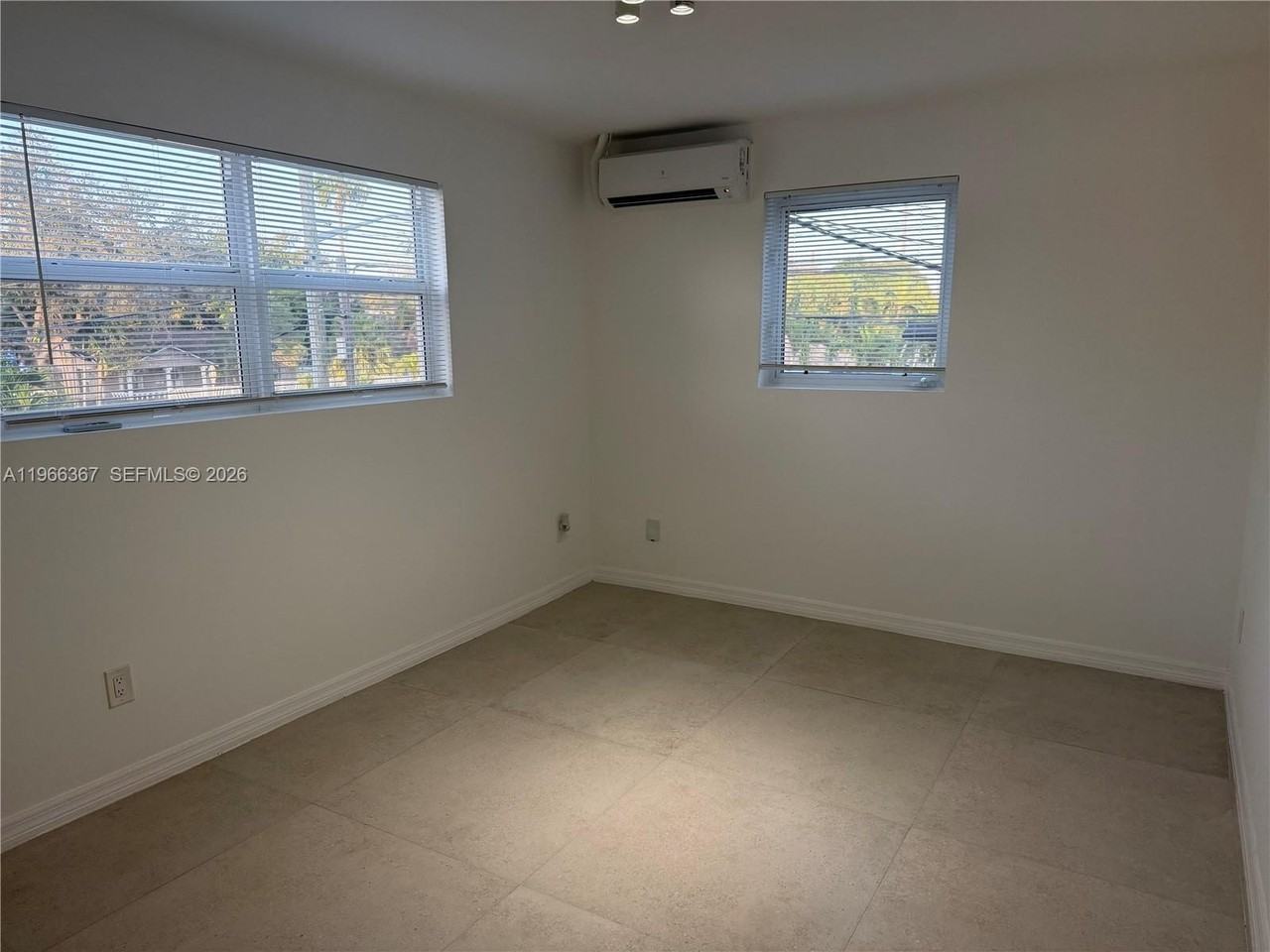 5963 Sw 66th Ter #3 - Photo 4 of 12