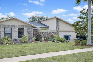 20888 Sugarloaf Ln - Photo 1 of 1