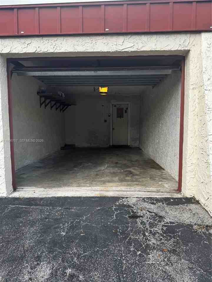 9905 Nw 66th St #D21 - Photo 3 of 20