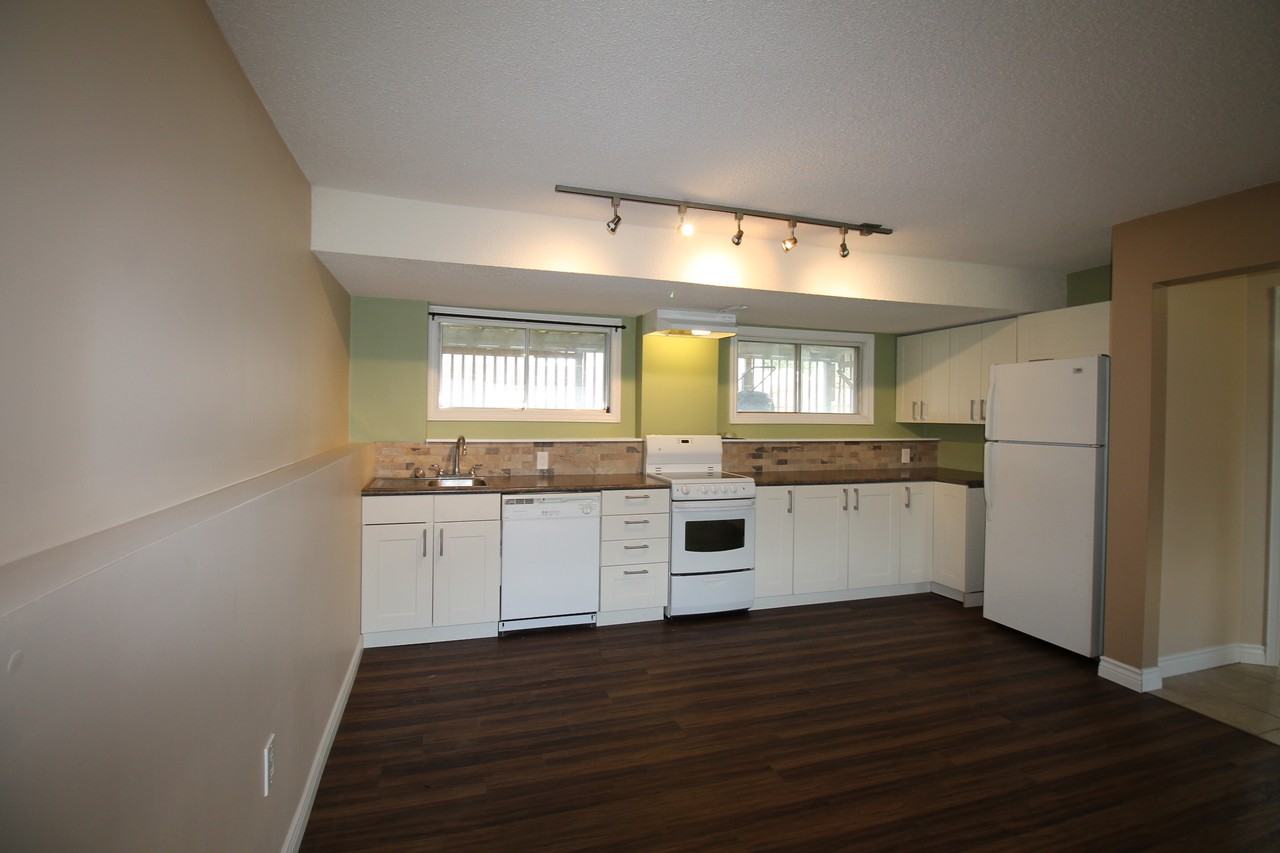 4104 19 Ave Nw Bsmt #BS