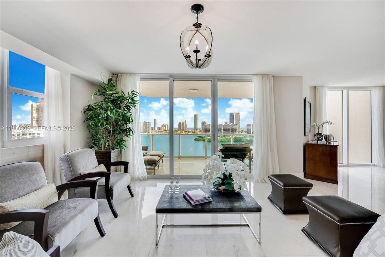 3301 Ne 183rd St #1701 - Photo 7 of 34