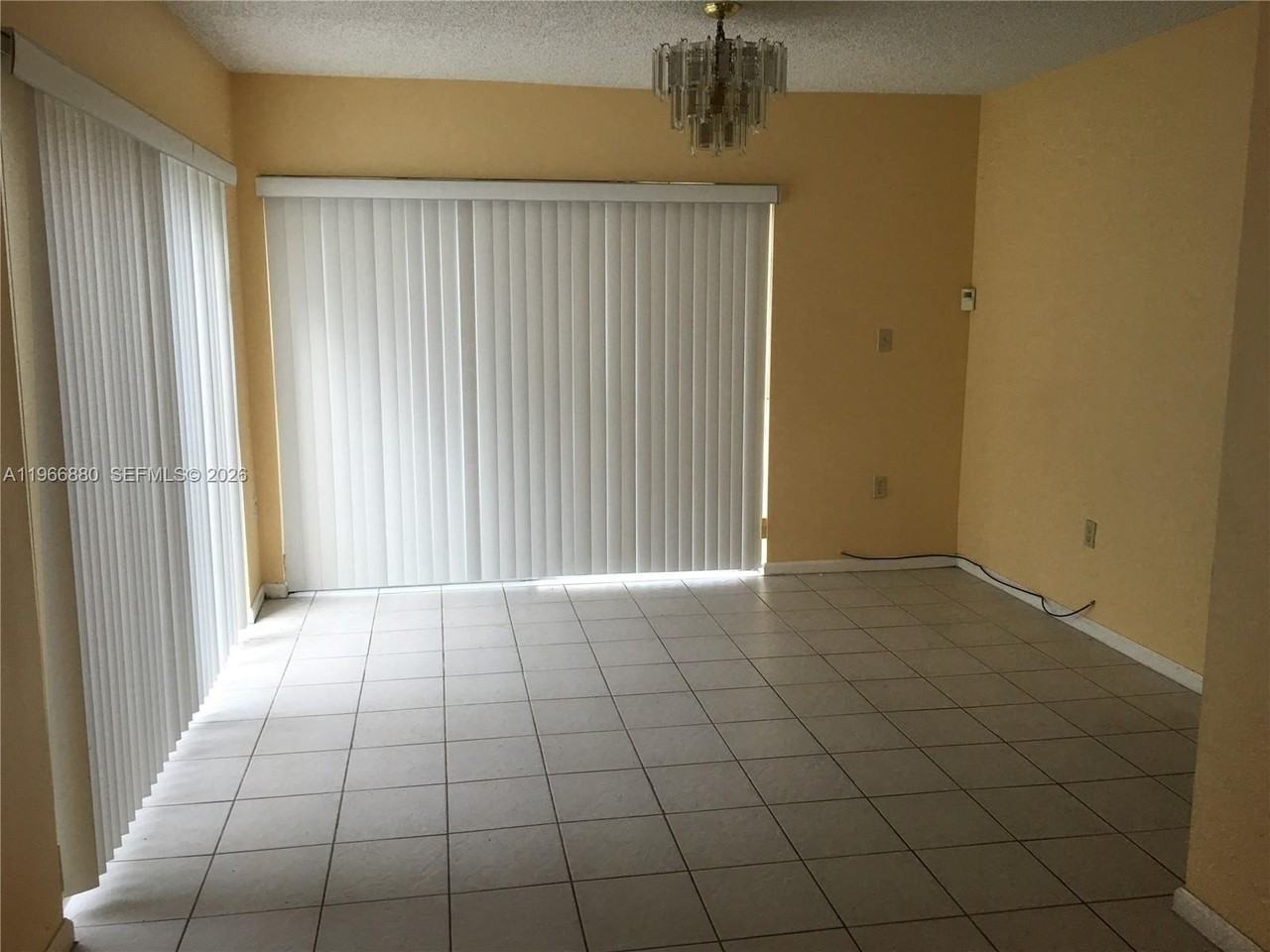 12775 Sw 146th Ln - Photo 3 of 6