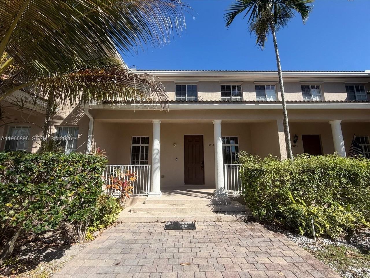 27145 Sw 140th Path #0 - Photo 2 of 49