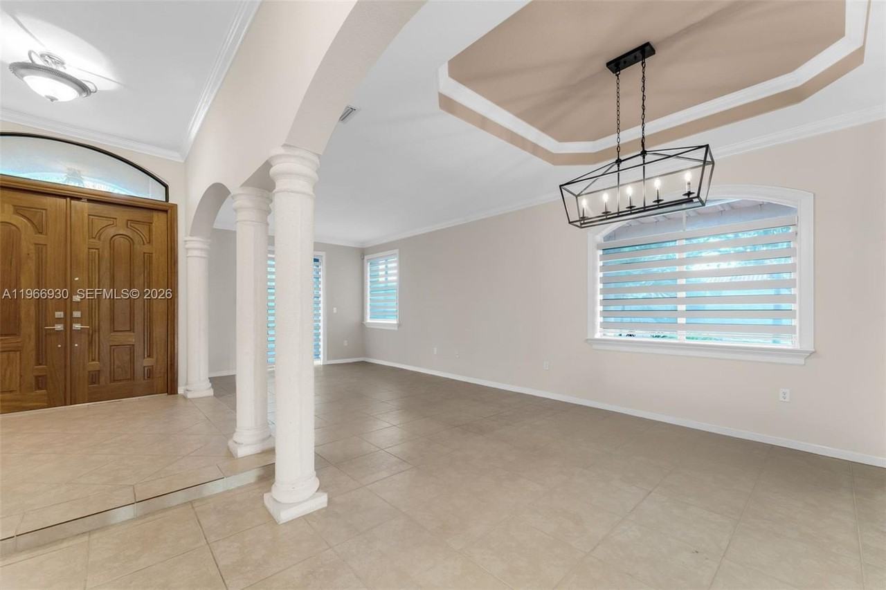 2280 Sw 152nd Pl #0 - Photo 7 of 50