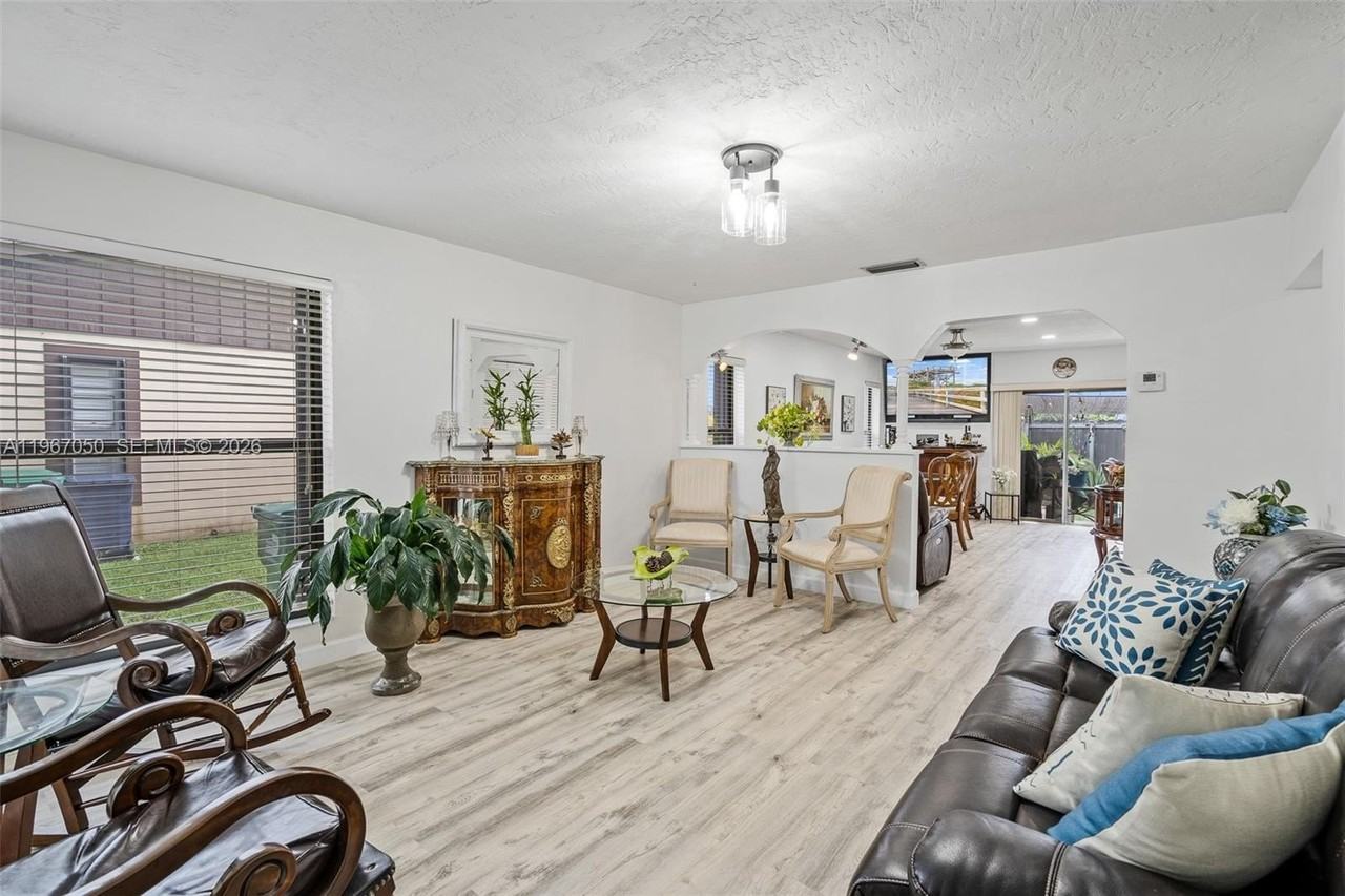 11914 Sw 125th Pl #NA - Photo 3 of 16