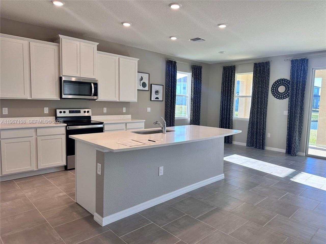 5367 Oxford Gray Rd #5367 - Photo 7 of 33