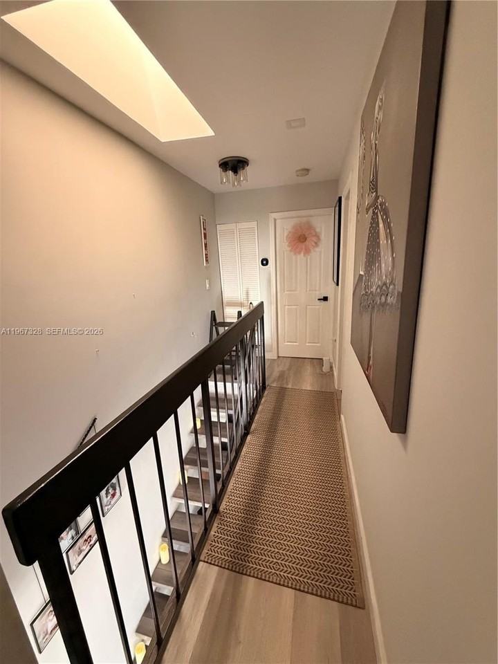 1711 W 58th St #B30 - Photo 7 of 13