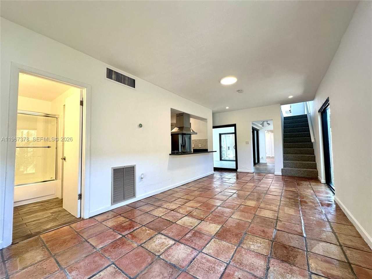 3147 Jackson Ave #3147 - Photo 7 of 46