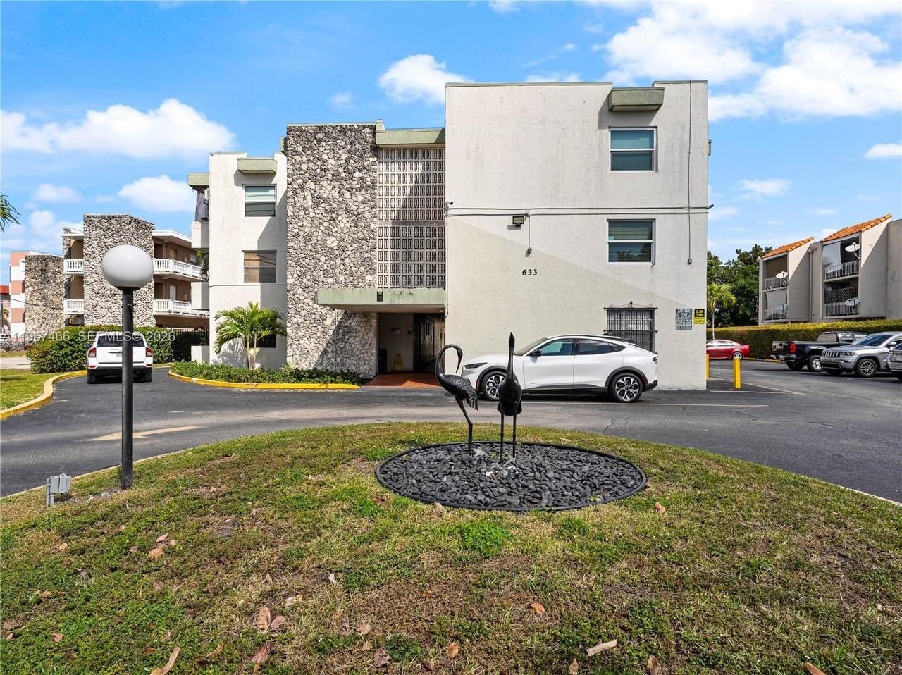 633 S Royal Poinciana Blvd #A106 - Photo 3 of 17