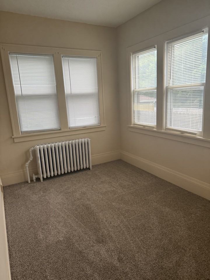 694 Sims Ave #1 - Photo 6 of 9