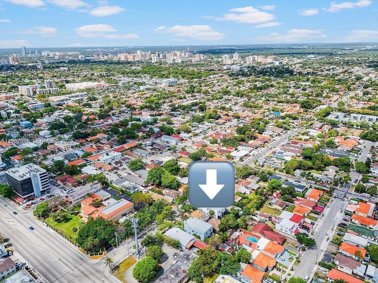 2737 Sw 2nd St #1 - Photo 5 of 25