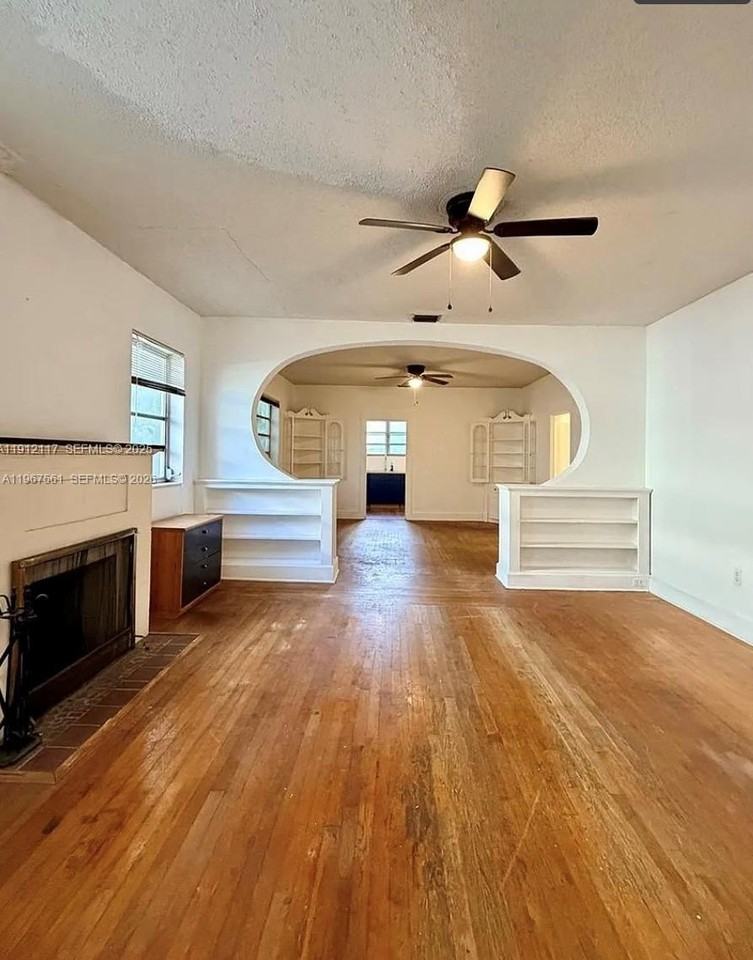 445 Sw 24th Rd - Photo 6 of 15