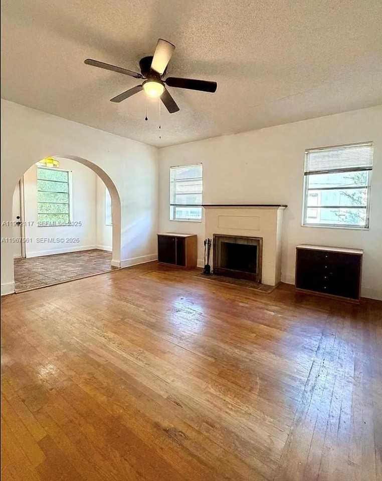 445 Sw 24th Rd - Photo 7 of 15