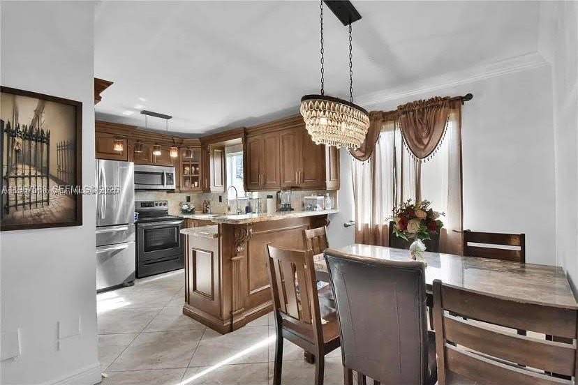 985 Ne 33rd Ter #201 - Photo 4 of 11