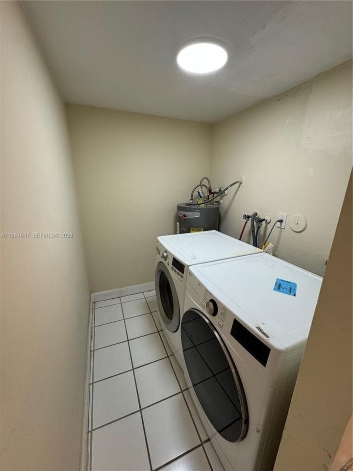 129 San Remo Blvd #129 - Photo 7 of 23