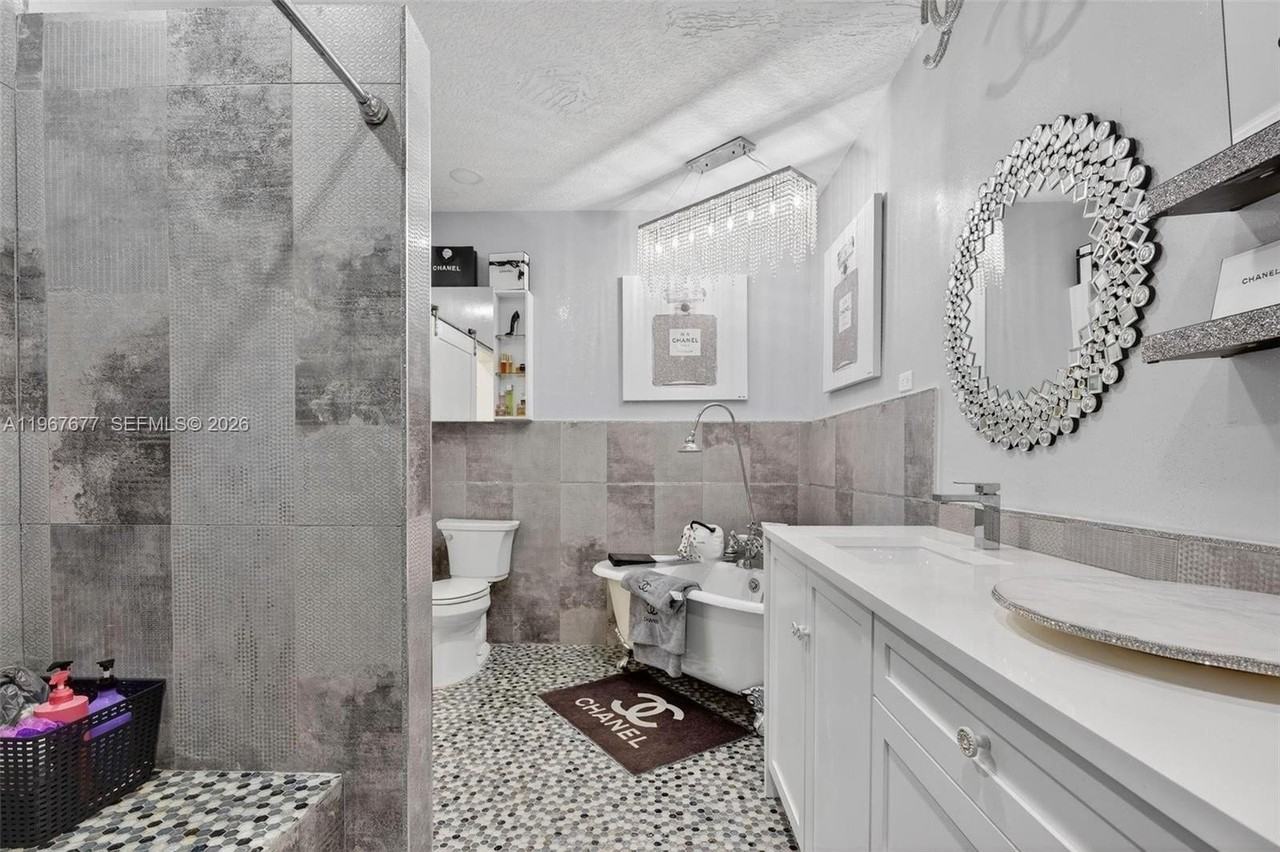 317 S Riverside Dr #0 - Photo 7 of 25