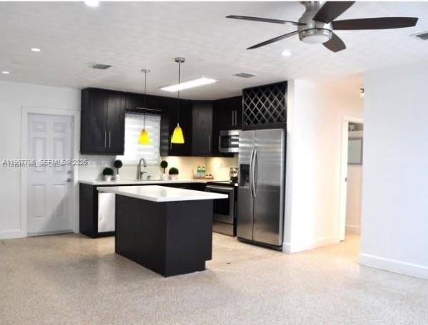 2401 Sw 31st Ave #2401 - Photo 3 of 27