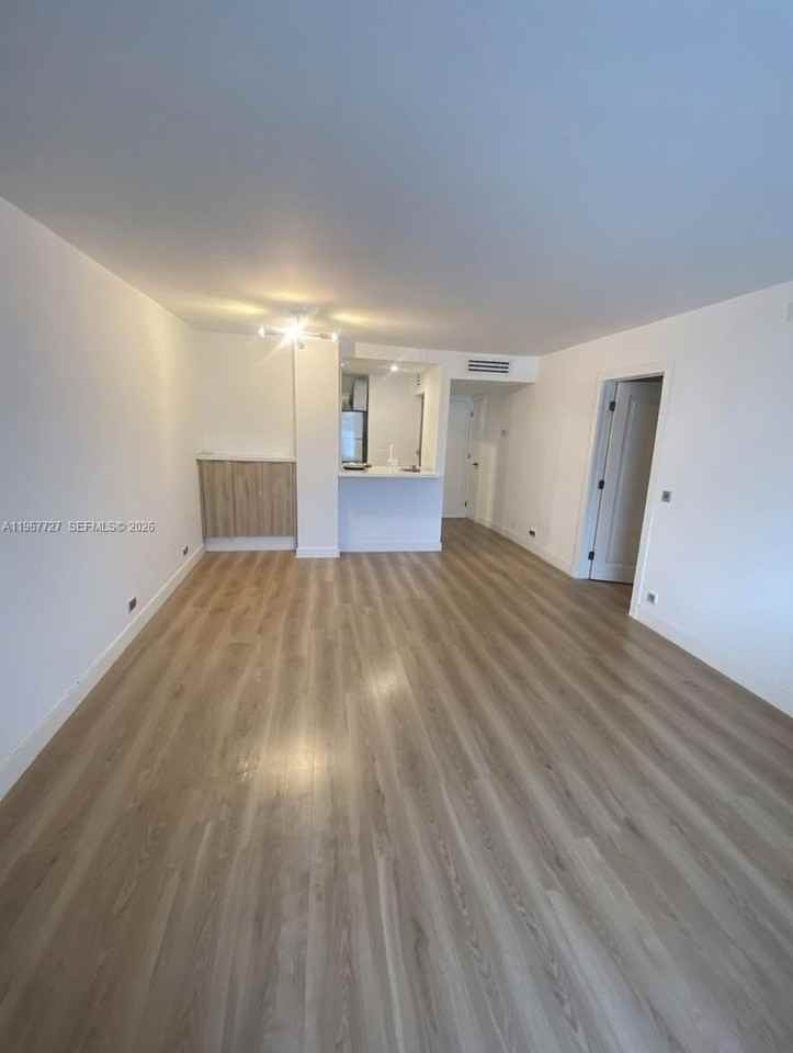 2935 Ne 163rd St #3K - Photo 6 of 6