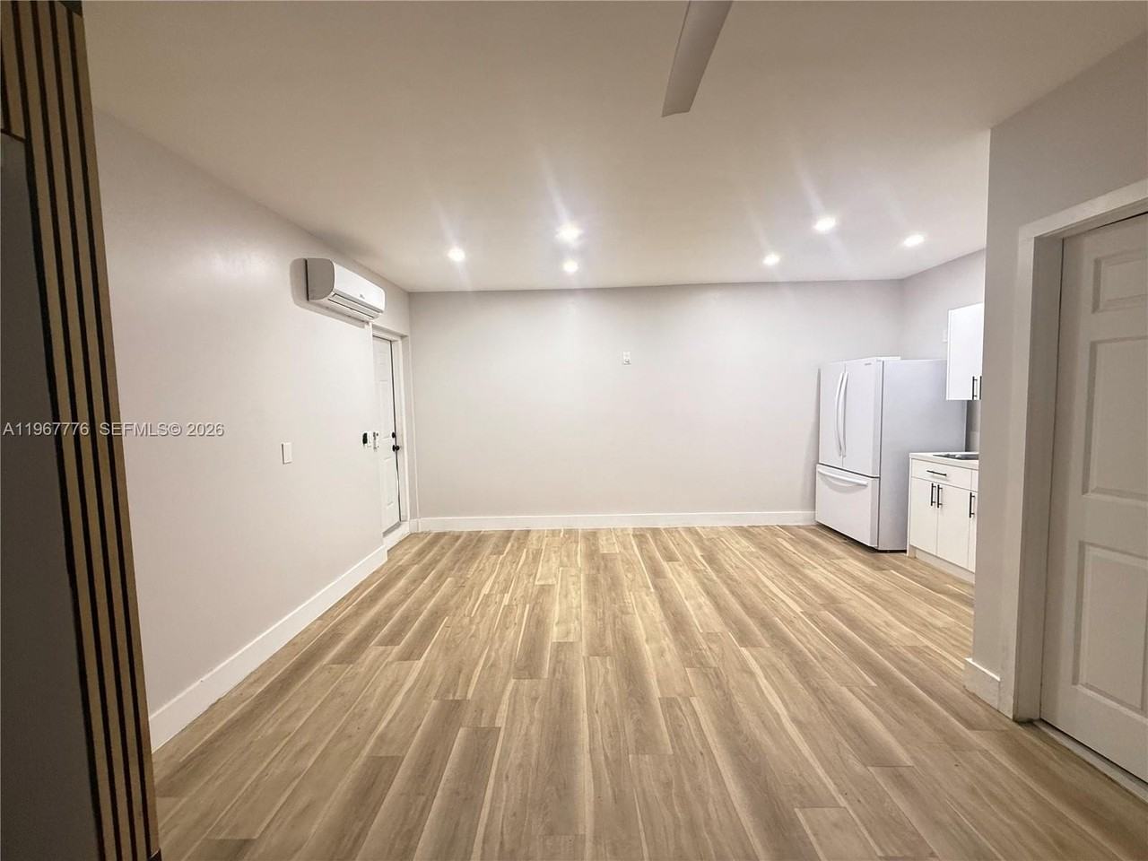 15262 Sw 157th Ter #B - Photo 3 of 7