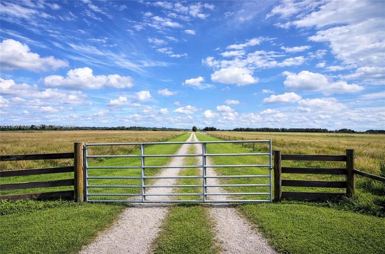 595 N Header Canal Rd #0