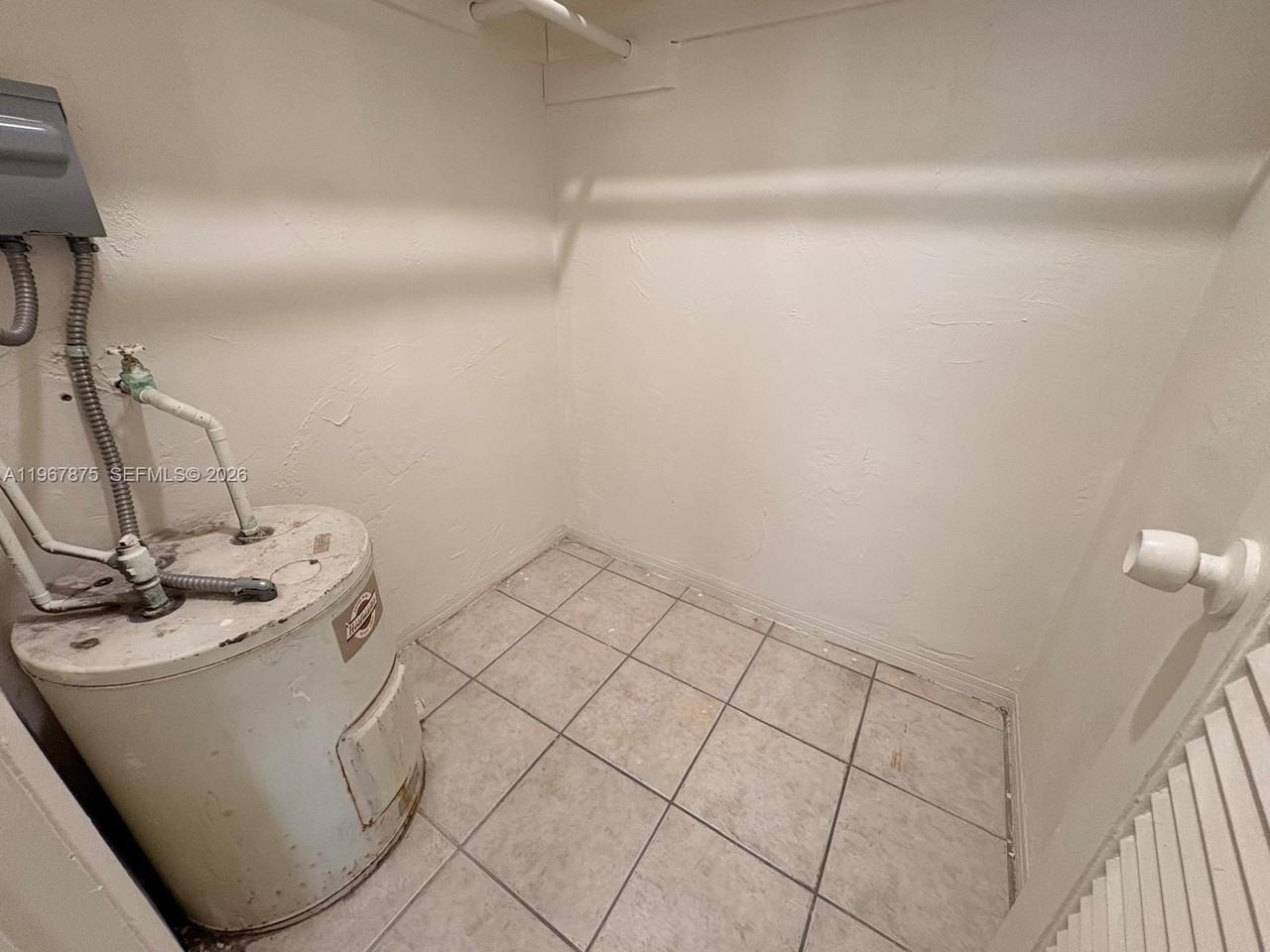 3255 W Flagler St #1 - Photo 5 of 9