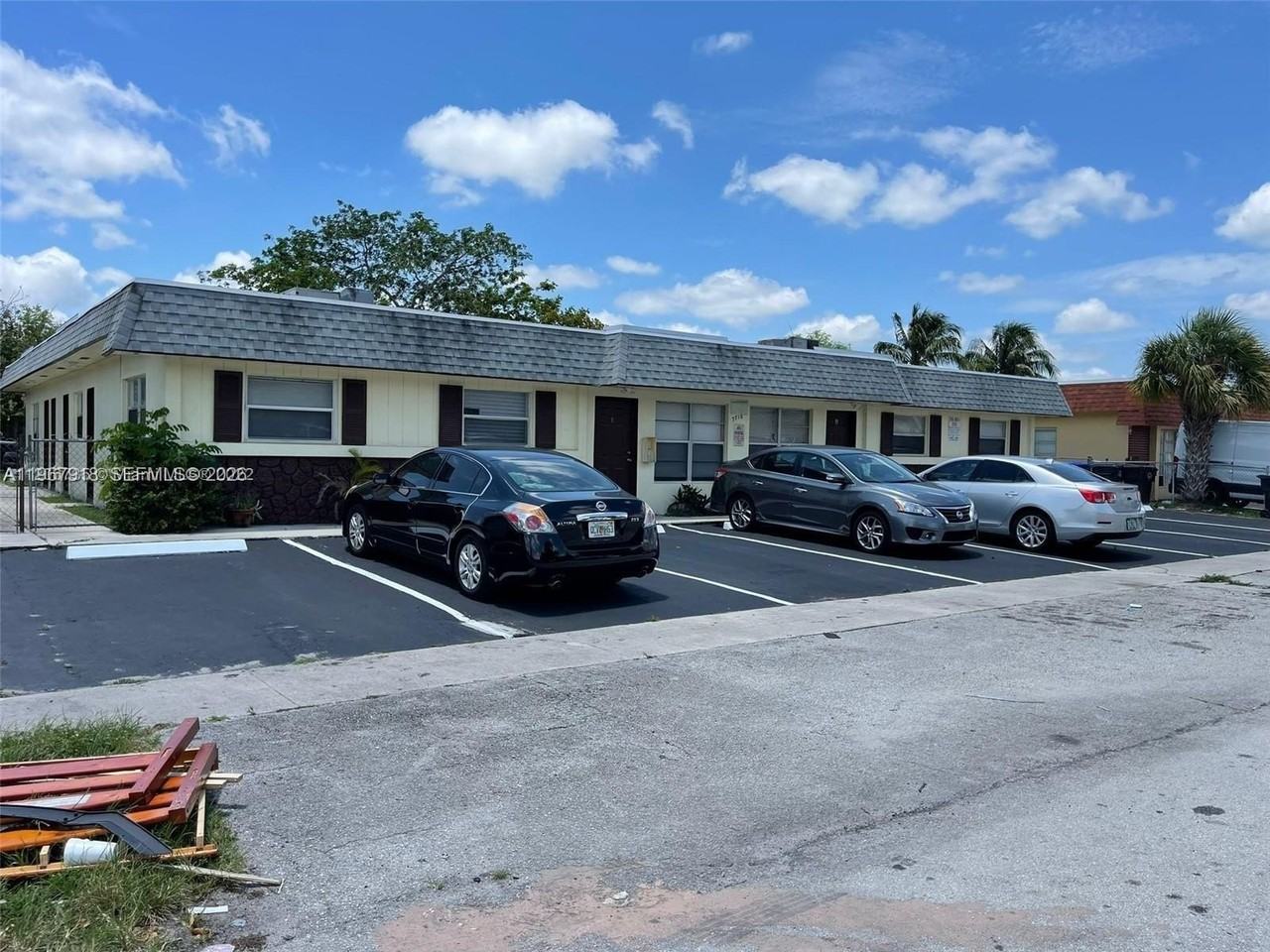 7710 Sw 10th Ct #A - Photo 2 of 11