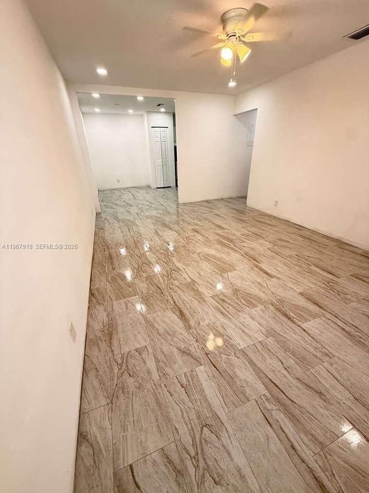 7710 Sw 10th Ct #A - Photo 7 of 11