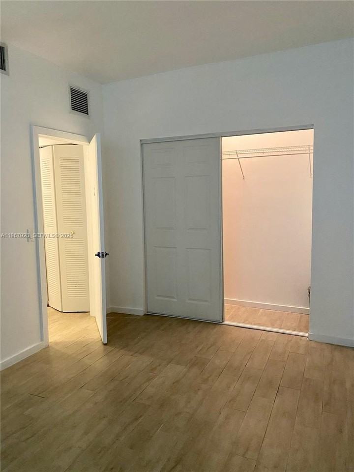 1611 Meridian Ave #106 - Photo 6 of 13
