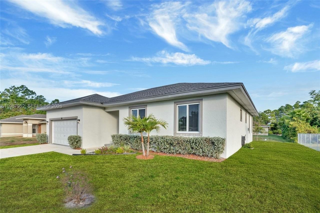 719 Little Rock St E - Photo 3 of 36