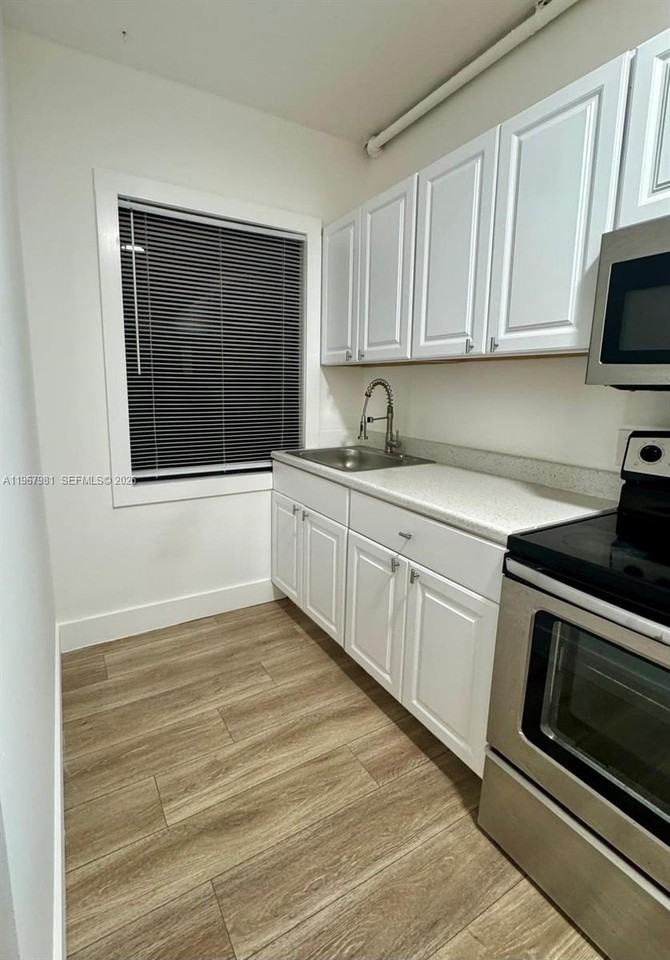 842 Himmarshee St #3 - Photo 2 of 29