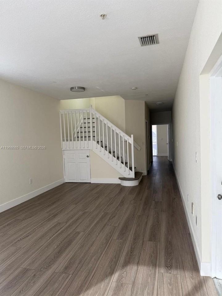 7100 Nw 177th St #210-14 - Photo 2 of 6