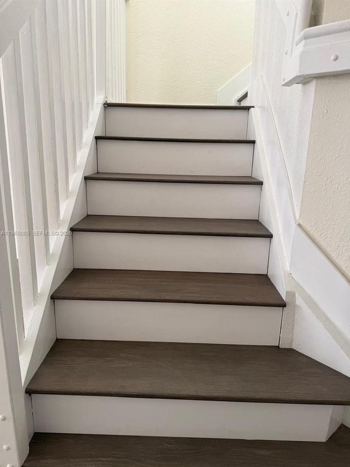 7100 Nw 177th St #210-14 - Photo 4 of 6