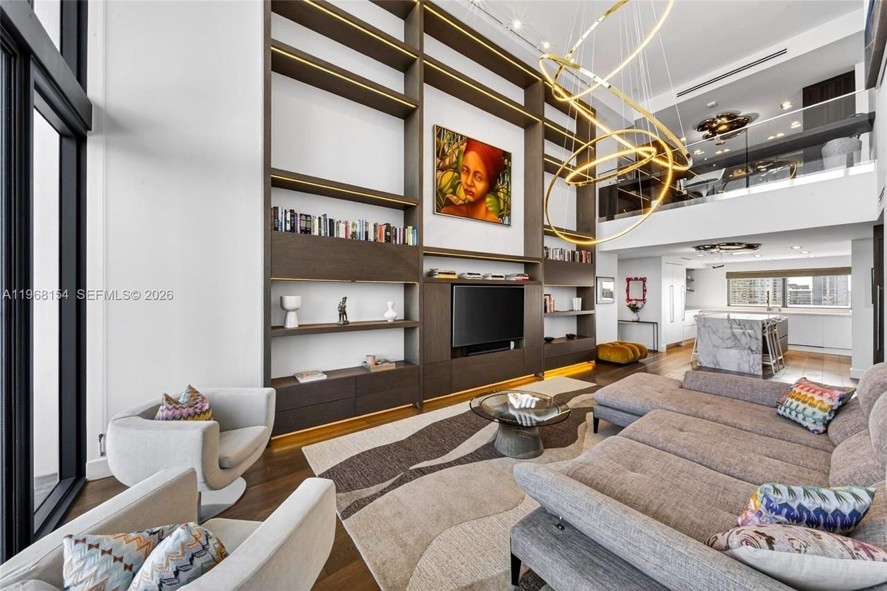 601 Ne 36th St #3407 - Photo 2 of 43