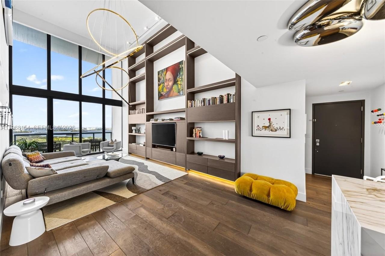 601 Ne 36th St #3407 - Photo 3 of 43