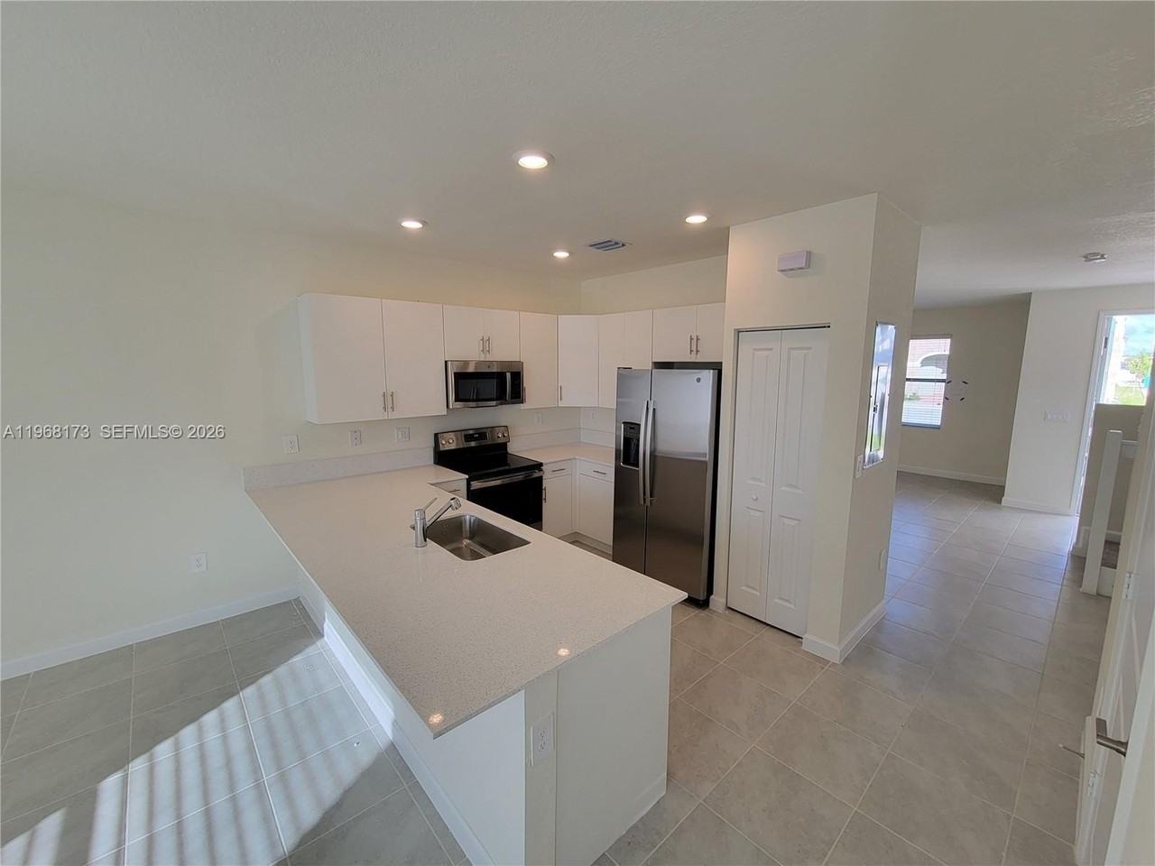 11404 W 33rd Ct #11404 - Photo 5 of 11