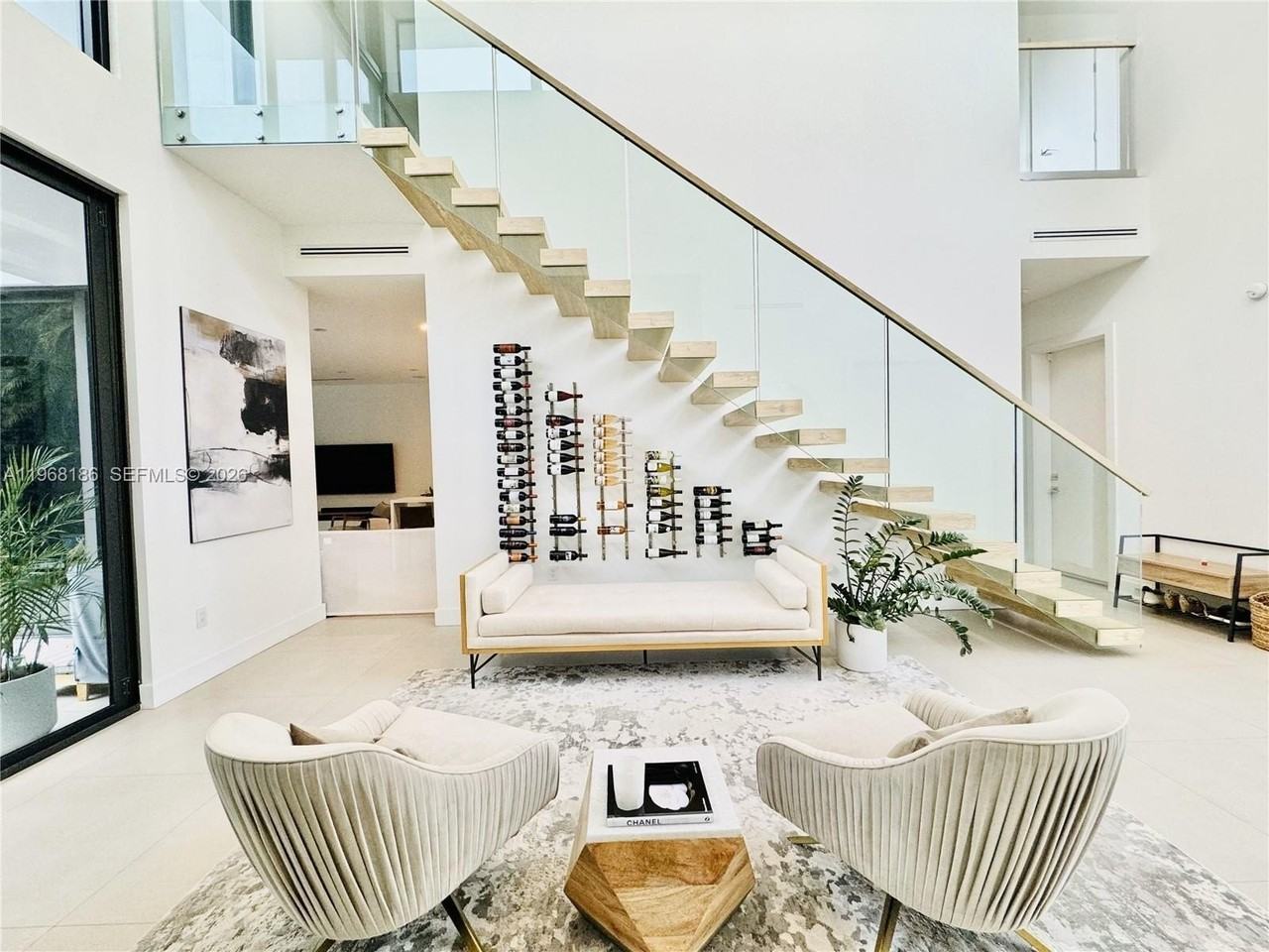 2550 Overbrook St #0 - Photo 3 of 27