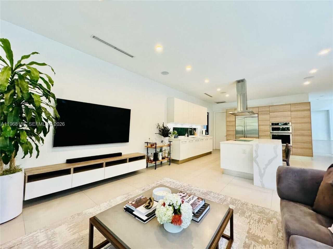 2550 Overbrook St #0 - Photo 7 of 27