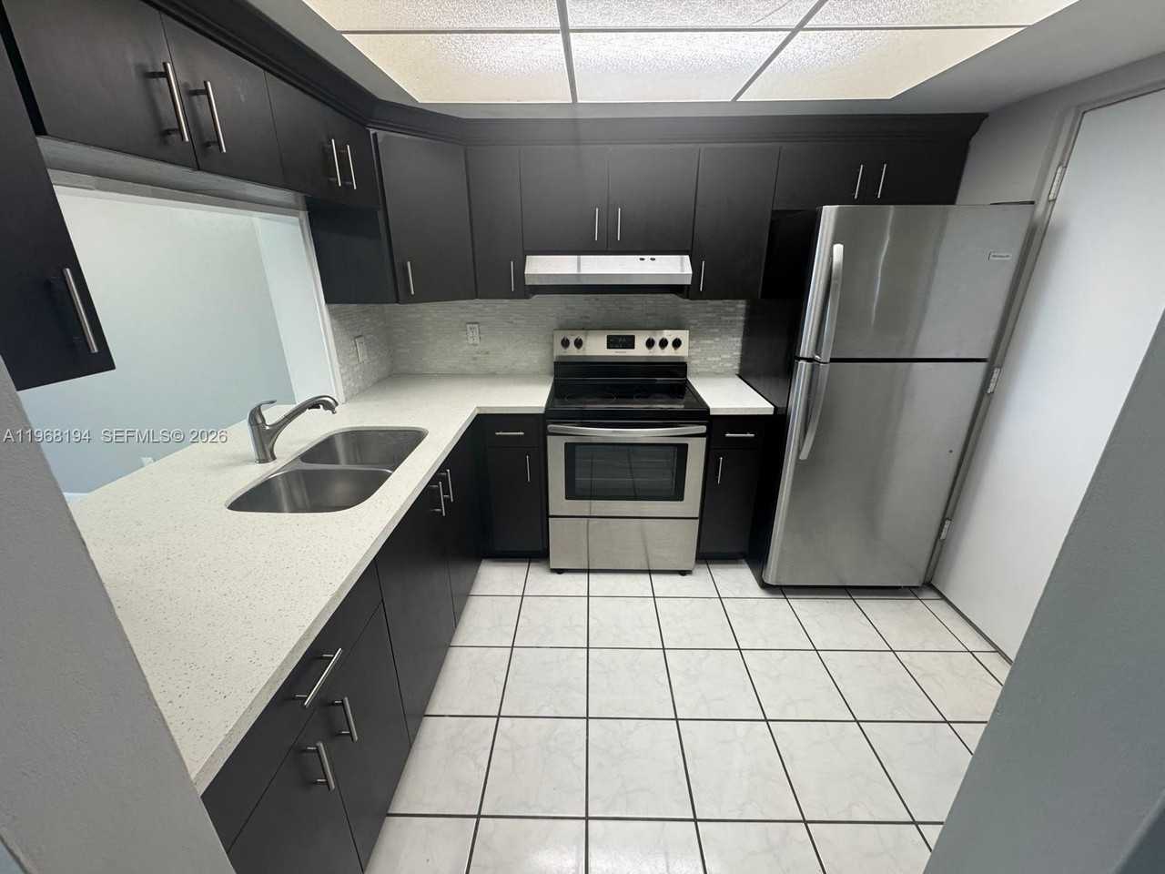 1101 Crystal Lake Dr #508