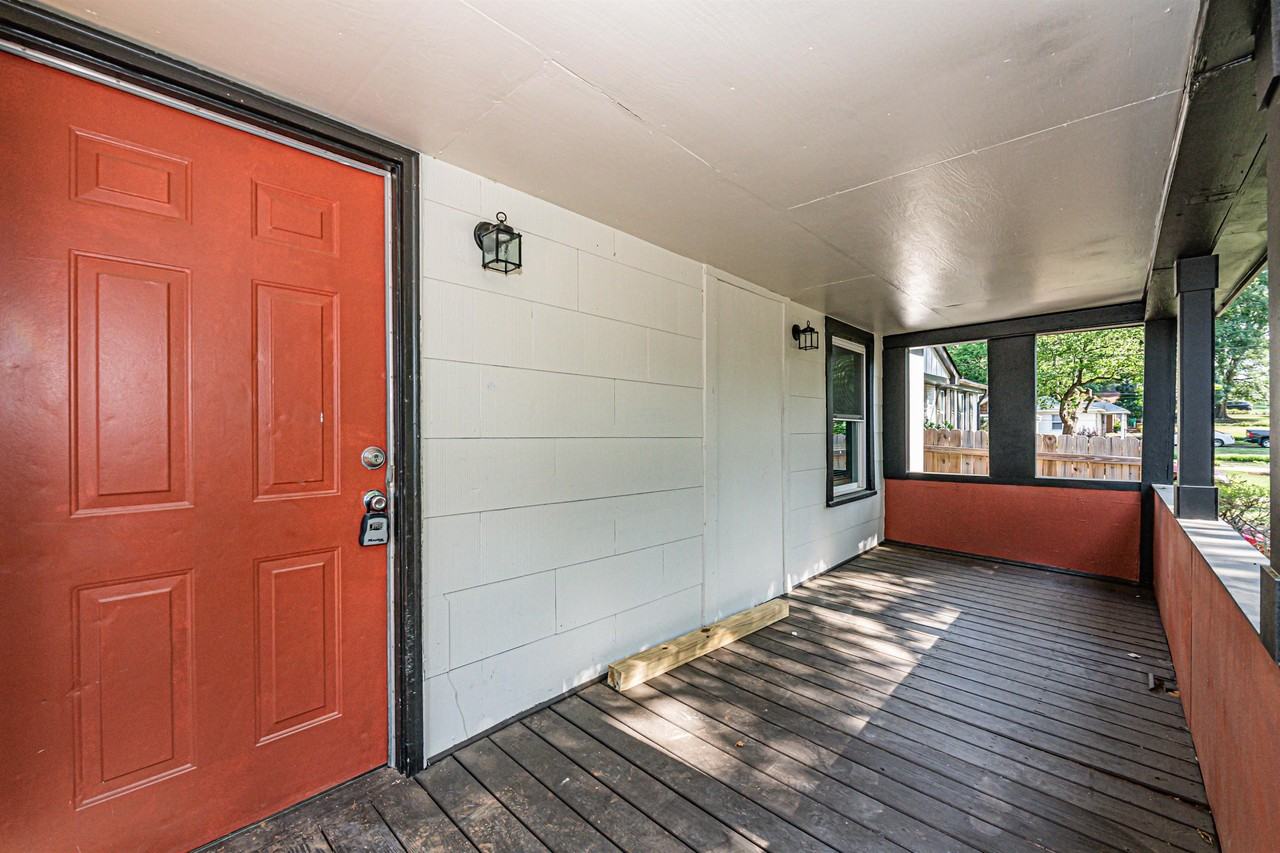 1807 Erie St #1 - Photo 2 of 24